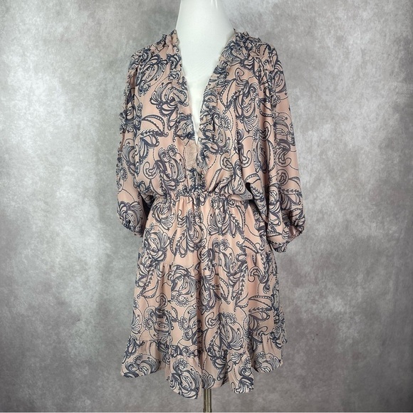 VICI Double V-Neck Long Sleeve Floral Print Mini Ruffle Dress Size Small - Picture 2 of 9